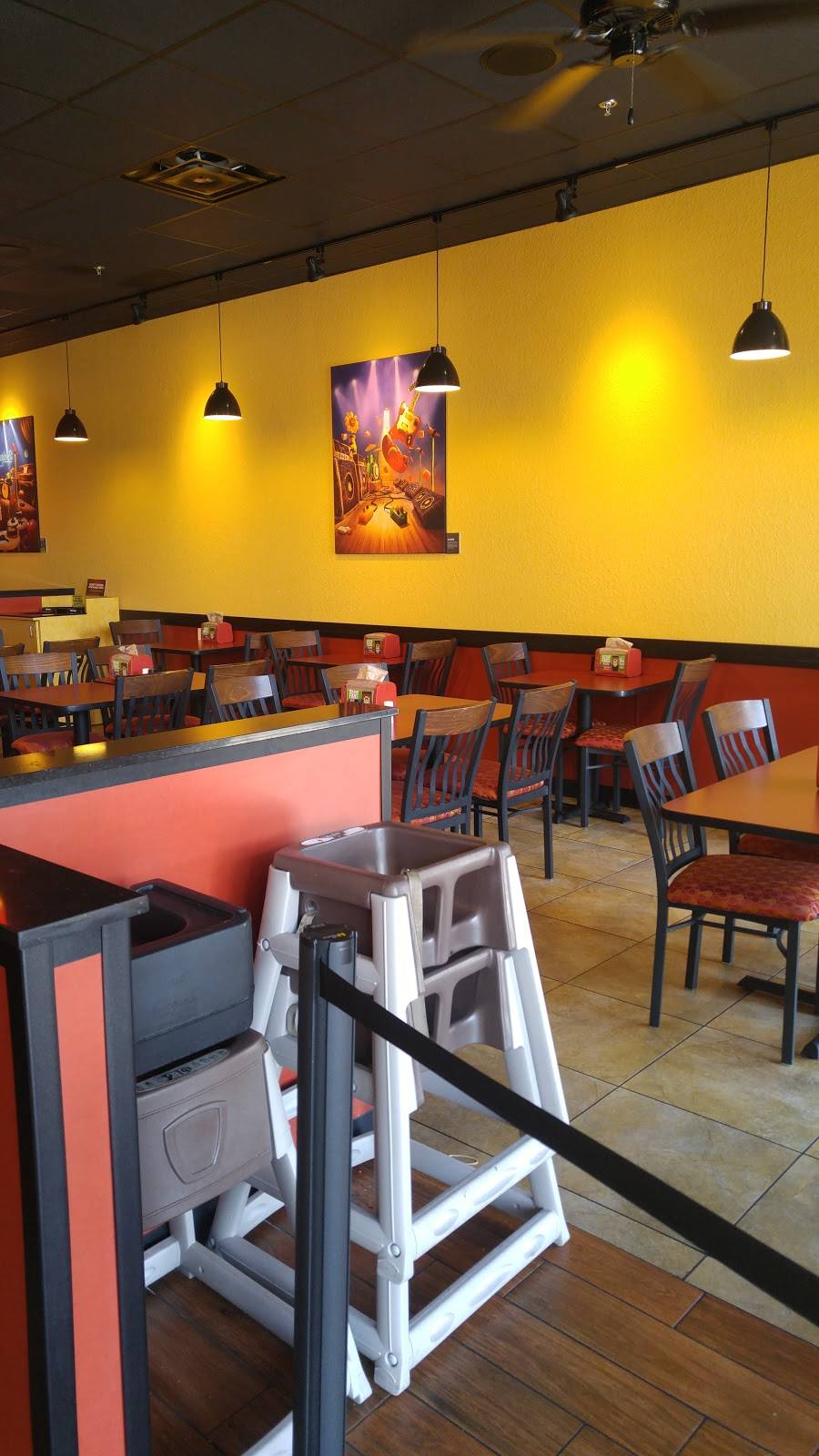 Moes Southwest Grill | restaurant | 2383 S Hwy 27, Clermont, FL 34711, USA | 3527086722 OR +1 352-708-6722