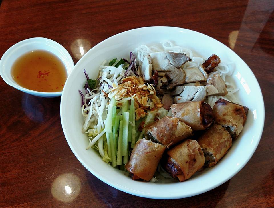 Miền Tây Restaurant | restaurant | 1218 15th Ave, Oakland, CA 94606, USA | 5104791709 OR +1 510-479-1709