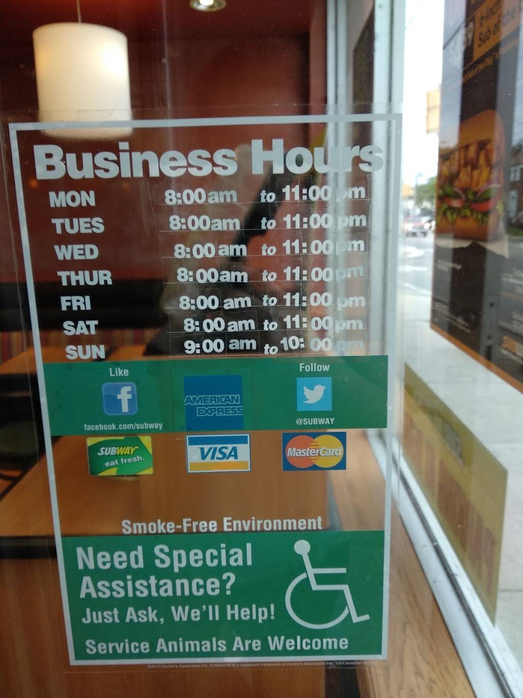 Subway | restaurant | 2735 Lake Shore Blvd W, Etobicoke, ON M8V 1G9, Canada | 4162557827 OR +1 416-255-7827