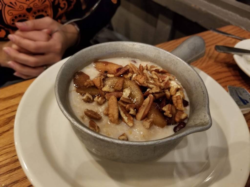 Cracker Barrel Old Country Store | restaurant | 4275 N, I-35, Lacy Lakeview, TX 76705, USA | 2547994729 OR +1 254-799-4729