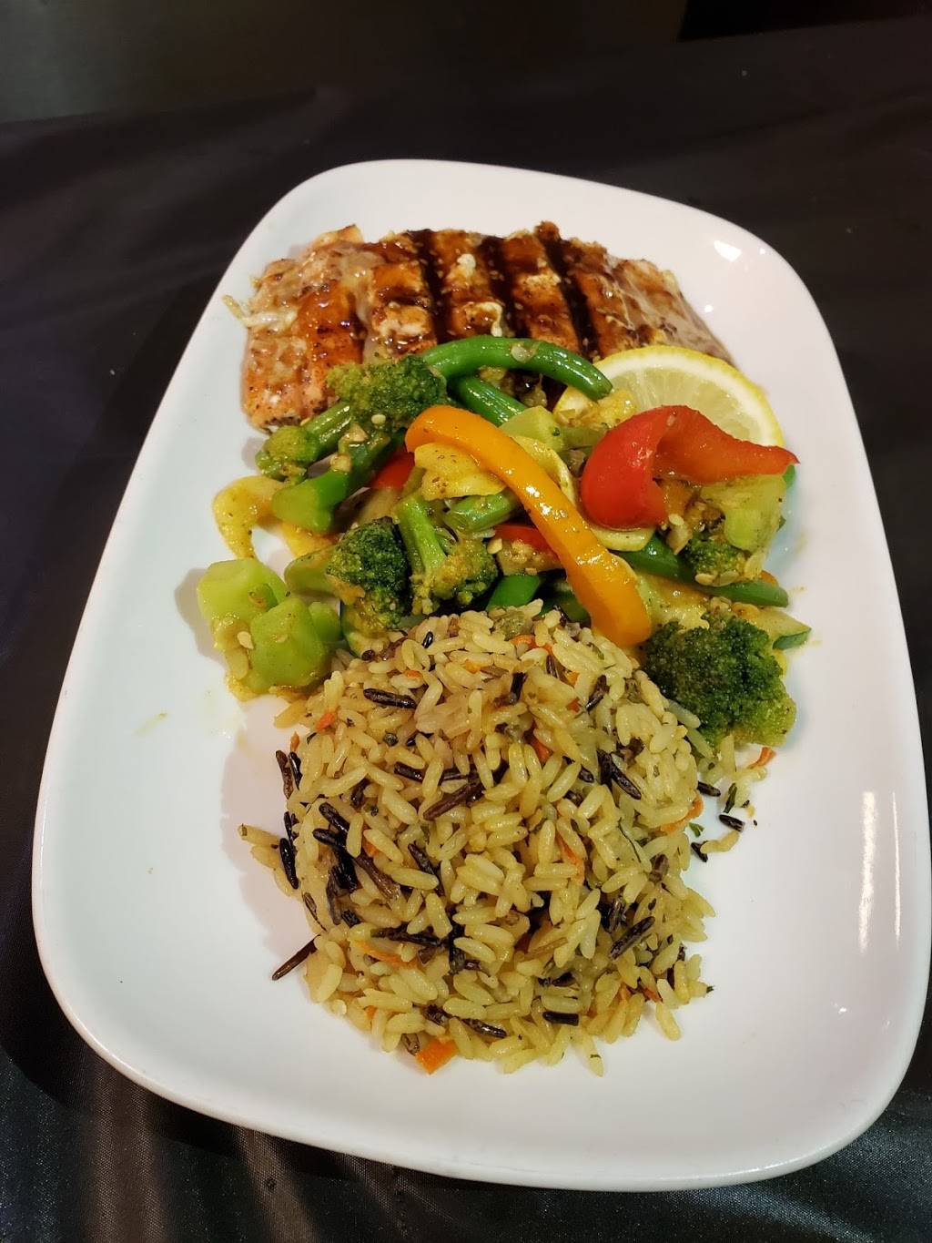 mermaid grill | restaurant | 5555 70th Pl, Bedford Park, IL 60638, USA | 3128692348 OR +1 312-869-2348