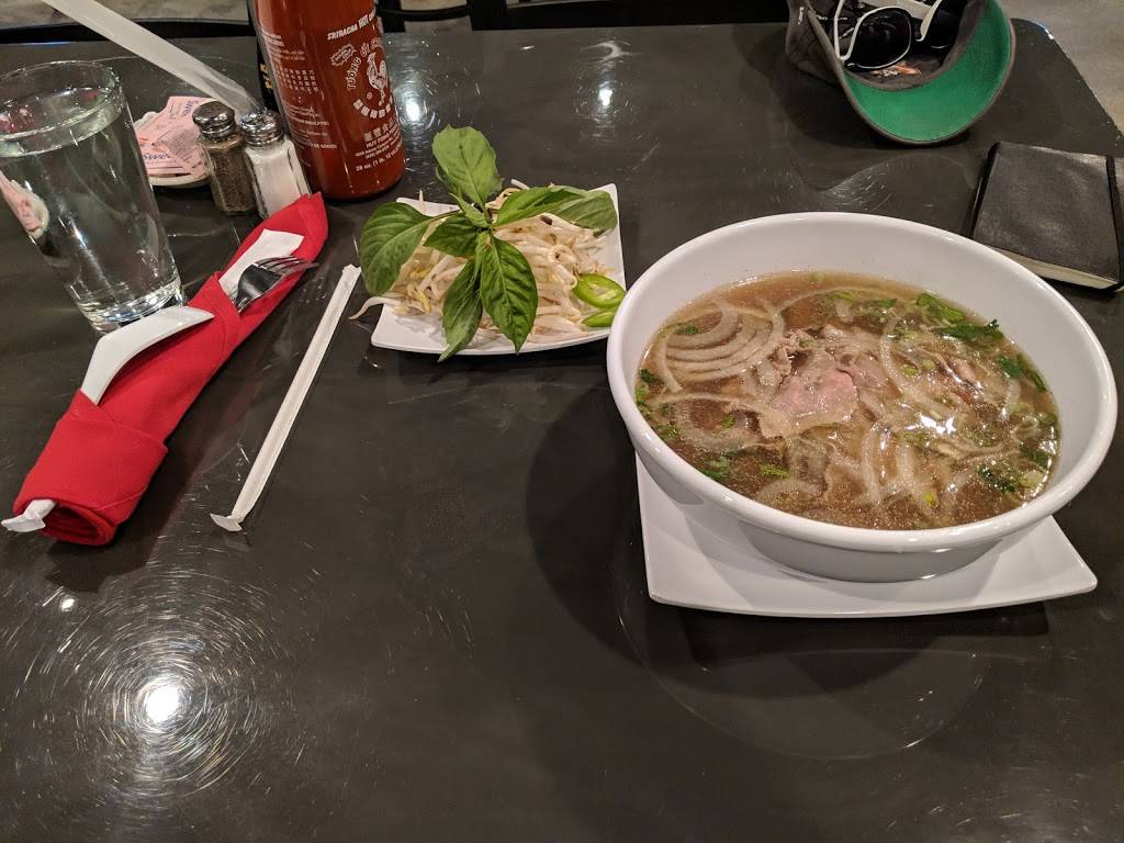 Pho Toan | restaurant | 2137 W Edmond Rd, Edmond, OK 73003, USA | 4052857392 OR +1 405-285-7392