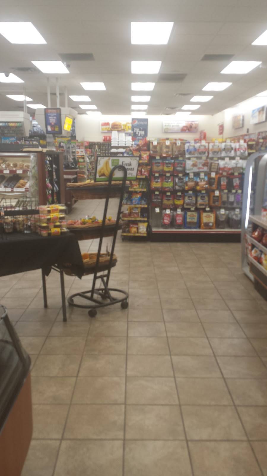 Holiday Stationstores | cafe | 255 Triangle Ln N, Jordan, MN 55352, USA | 9524927737 OR +1 952-492-7737