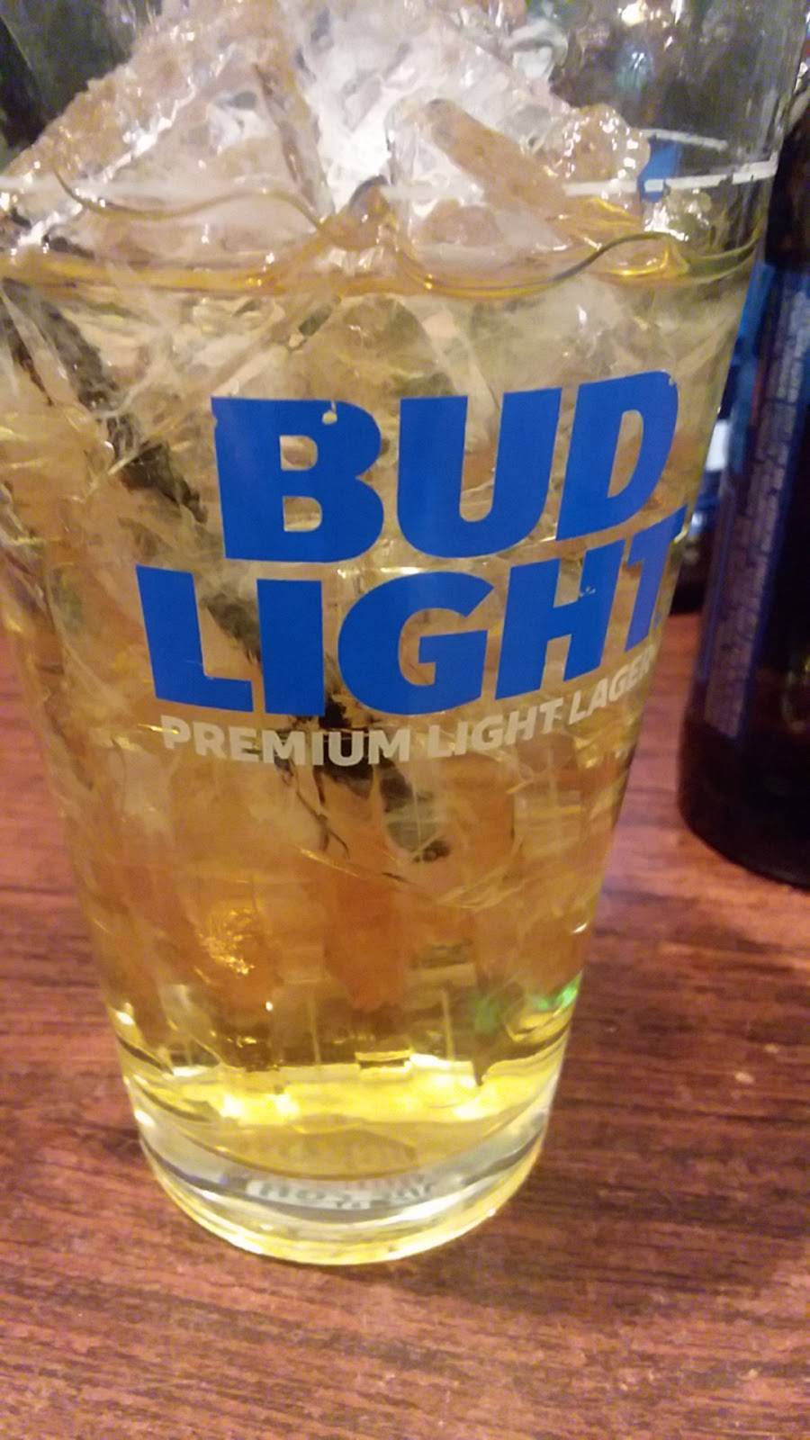 Mama Mc Donoughs Irish Pub | restaurant | 5 Depot St, Hillsboro, NH 03244, USA | 6036804148 OR +1 603-680-4148