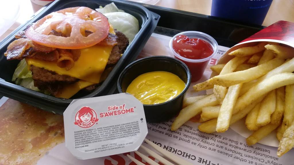 Wendys | restaurant | 2944 Harshman Rd, Dayton, OH 45424, USA | 9374122157 OR +1 937-412-2157