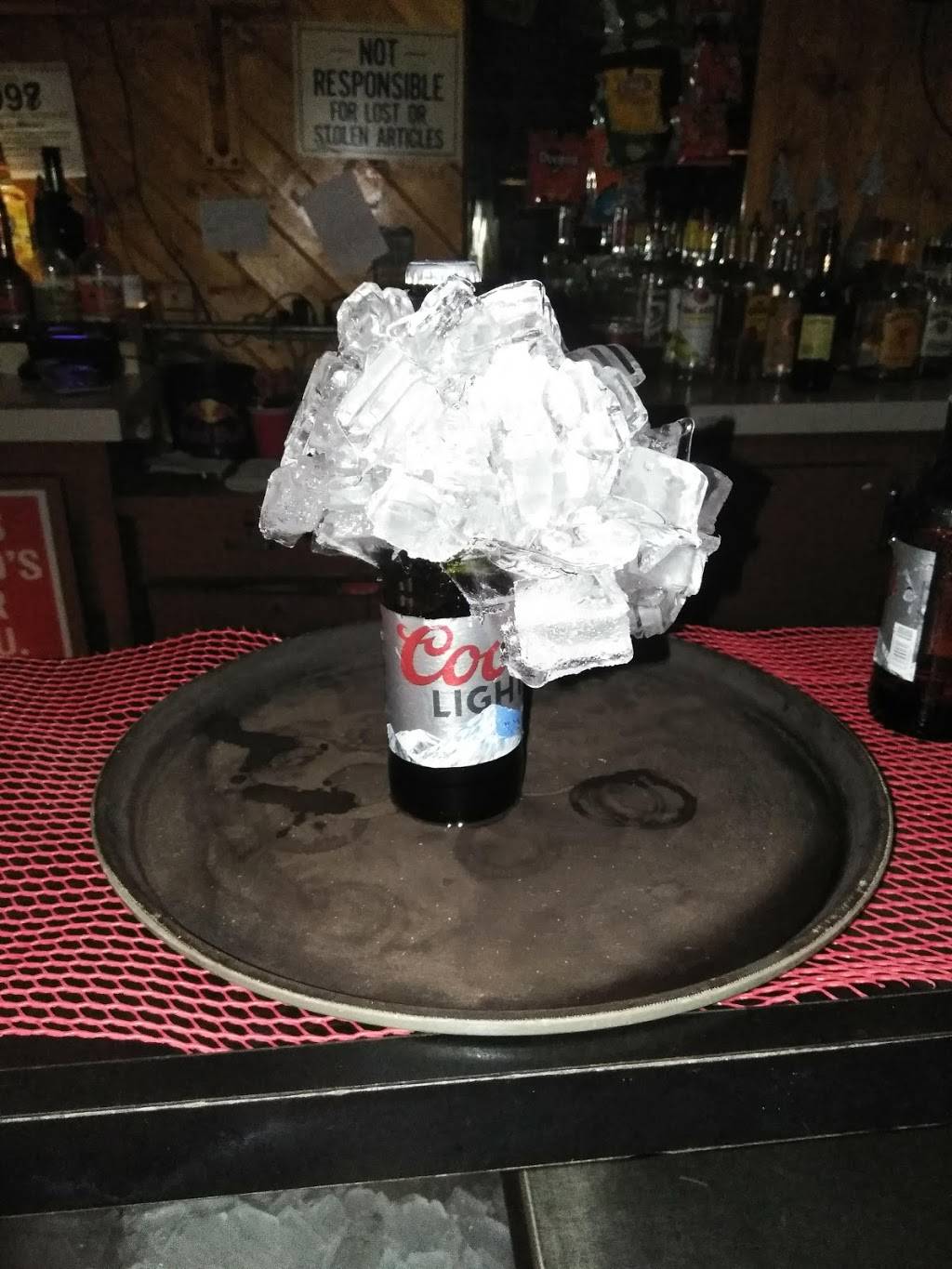 Last Call Bar and Grill | restaurant | 15163 E 10 Mile Rd, Eastpointe, MI 48021, USA | 5867721080 OR +1 586-772-1080