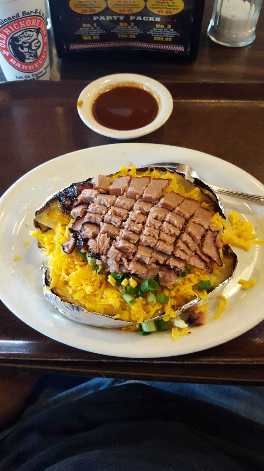Old Hickory Inn Barbecue | restaurant | 3334 FM 1092 Rd #400, Missouri City, TX 77459, USA | 2814998904 OR +1 281-499-8904