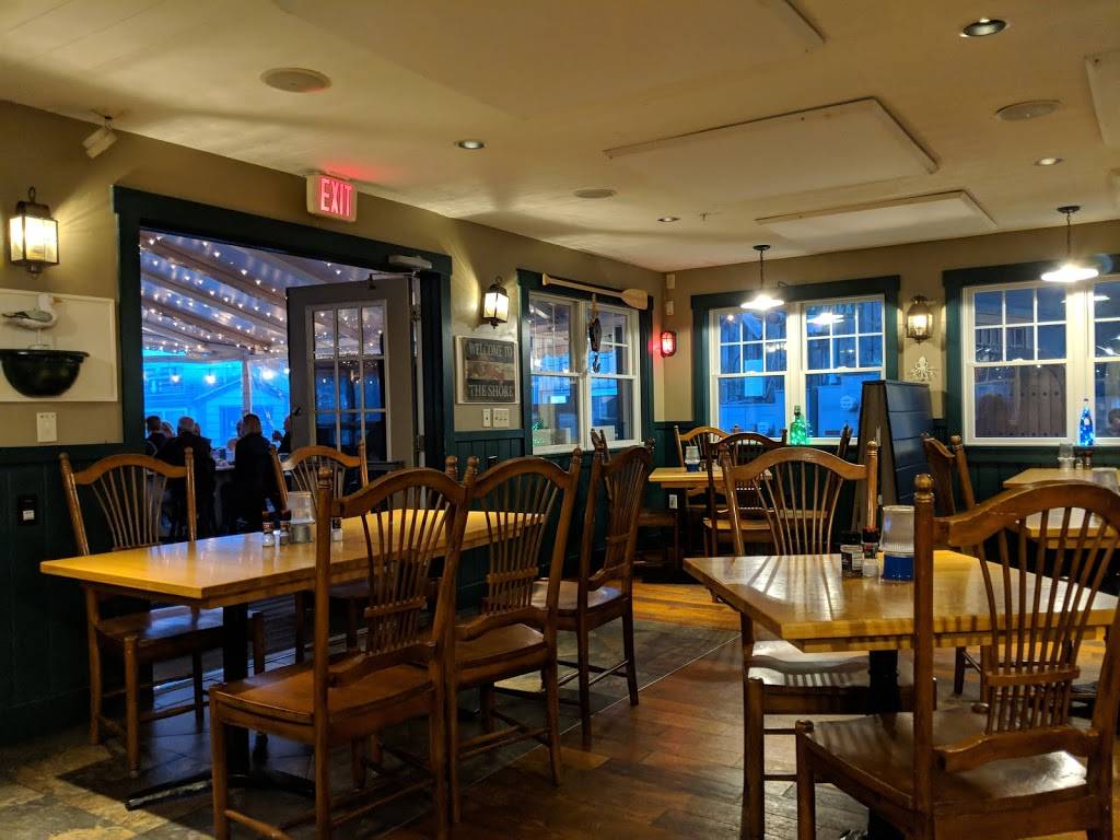 McSeagull’s Restaurant | restaurant | 14 Wharf St, Boothbay Harbor, ME 04538, USA | 2076335900 OR +1 207-633-5900