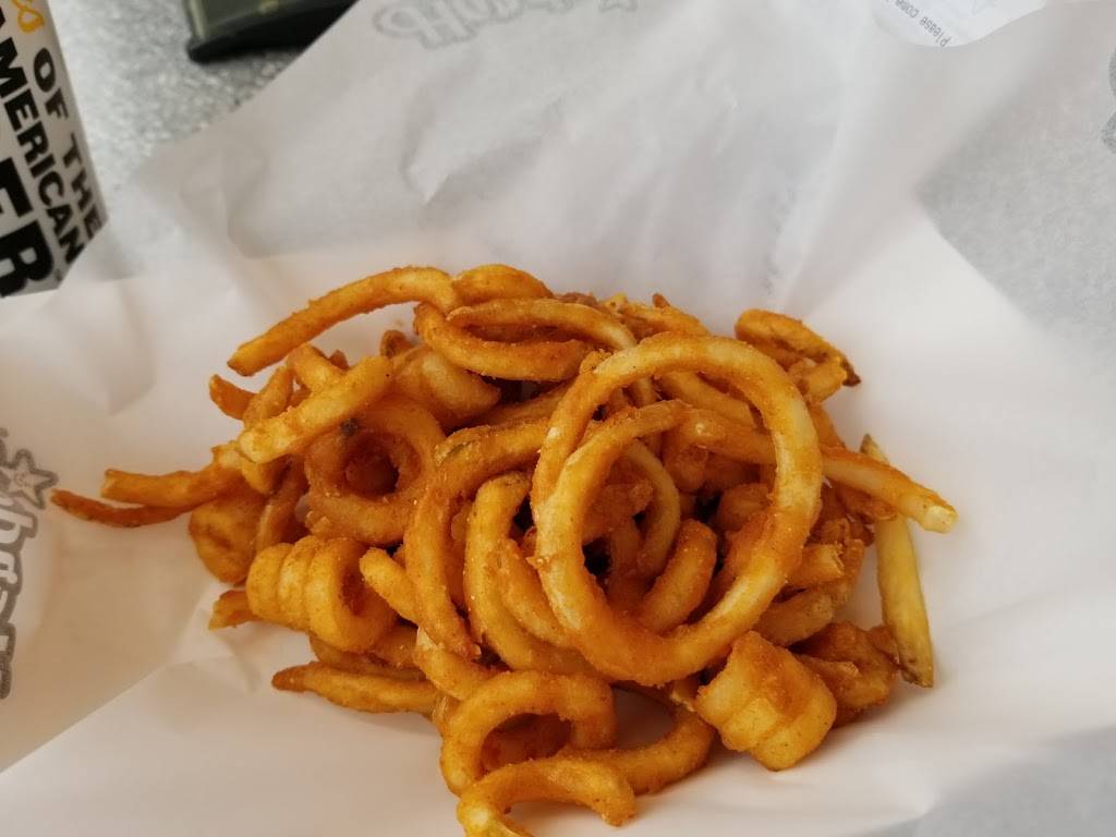 Hardees | restaurant | 150 E Division St, Neillsville, WI 54456, USA | 7157436585 OR +1 715-743-6585