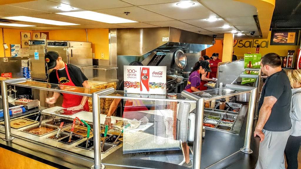 Moes Southwest Grill | restaurant | 1001 Breckenridge Ln, Louisville, KY 40207, USA | 5028936637 OR +1 502-893-6637