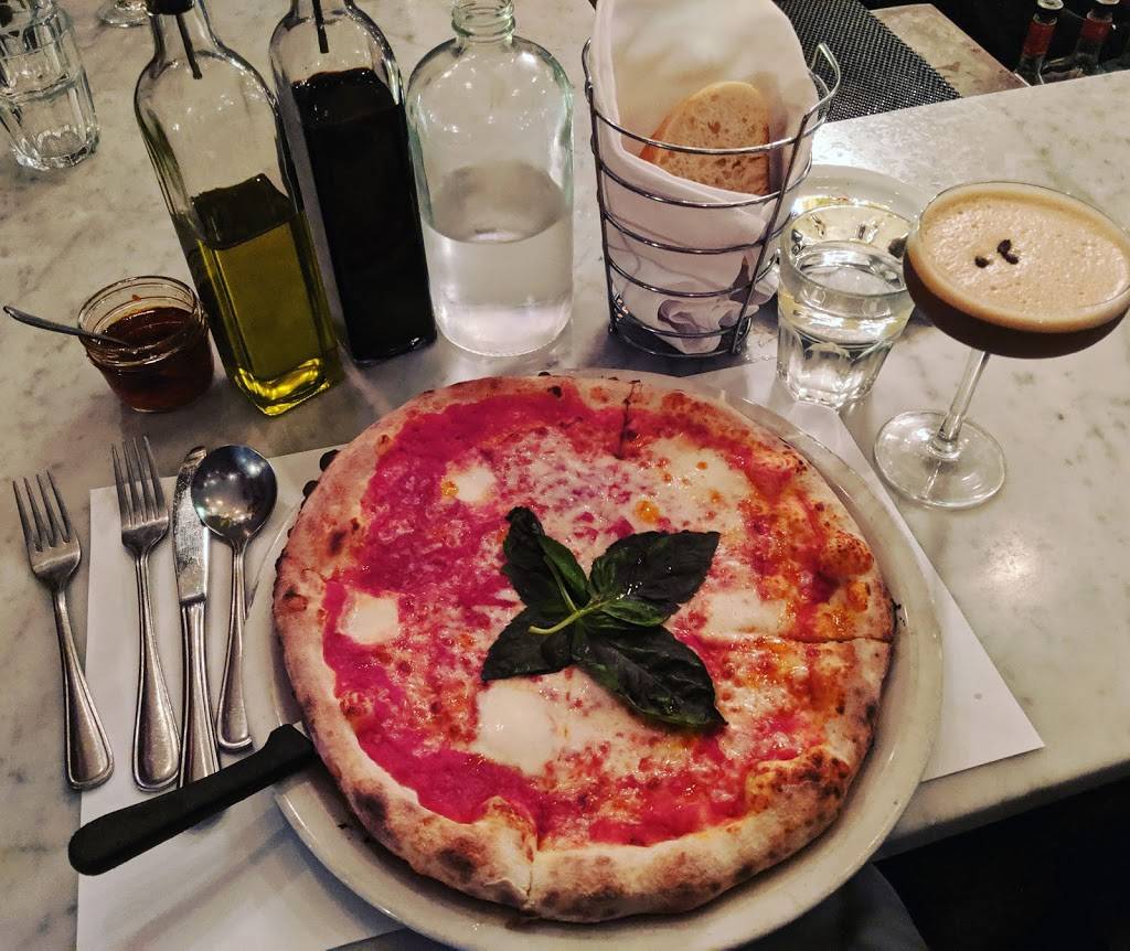 Fratelli | restaurant | 275 Richmond Rd, Ottawa, ON K1Z 6X3, Canada | 6137226772 OR +1 613-722-6772