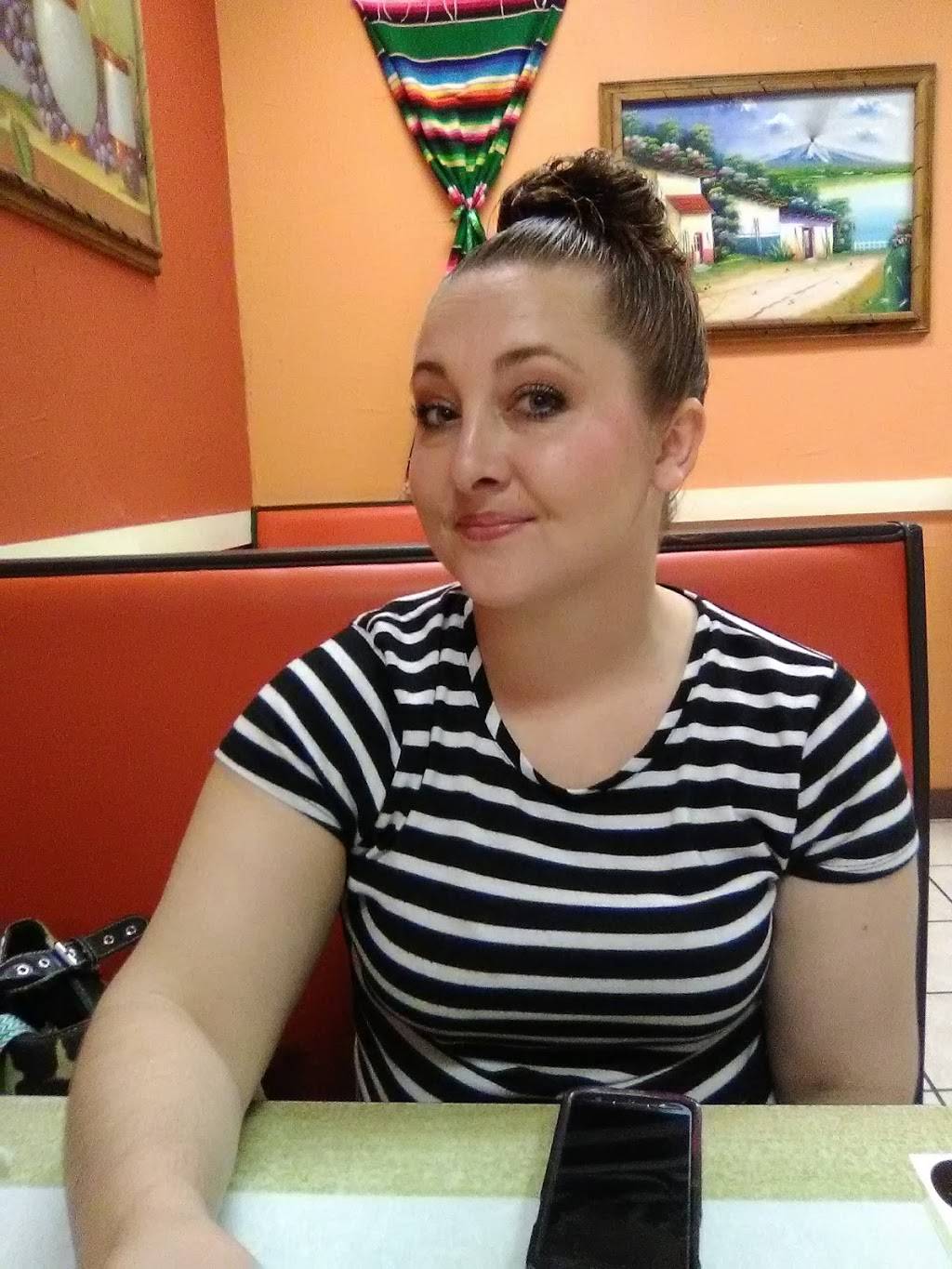 San Luis Mexican Restaurant | restaurant | 830 N Hinckley St, Holdenville, OK 74848, USA | 4053799838 OR +1 405-379-9838