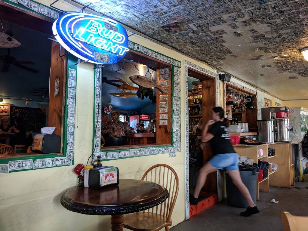 Nav-A-Gator Bar & Grill | restaurant | 9700 SW Riverview Cir, Arcadia, FL 34269, USA | 9416254407 OR +1 941-625-4407