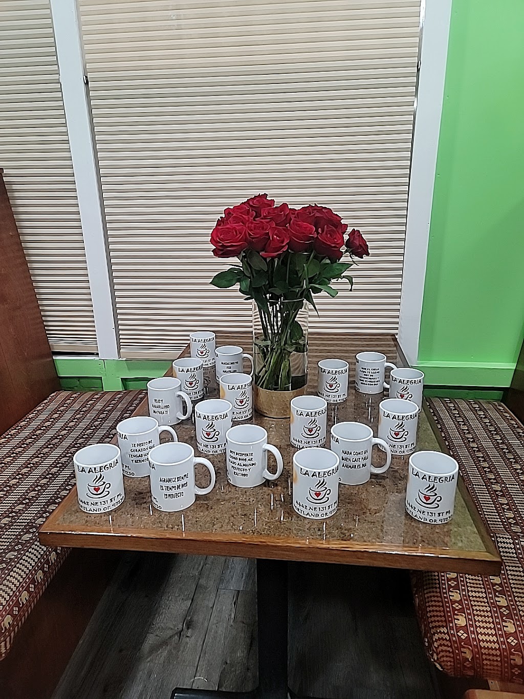 La Alegria Restaurant | restaurant | 13116 NE Sandy Blvd, Portland, OR 97230, USA | 5039541942 OR +1 503-954-1942