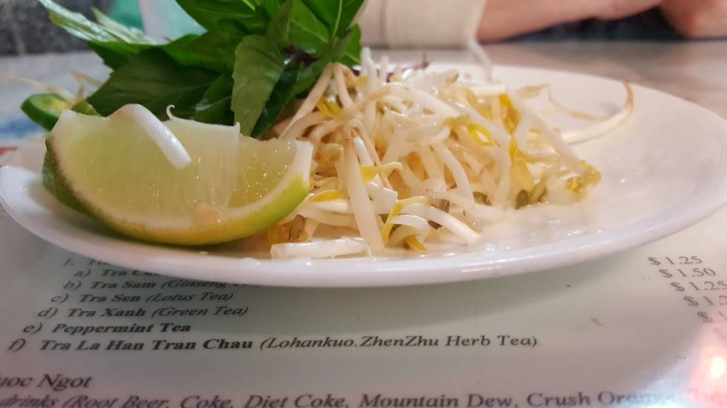 Than Brothers | restaurant | 500 SE Everett Mall Way a1, Everett, WA 98208, USA | 4253538906 OR +1 425-353-8906