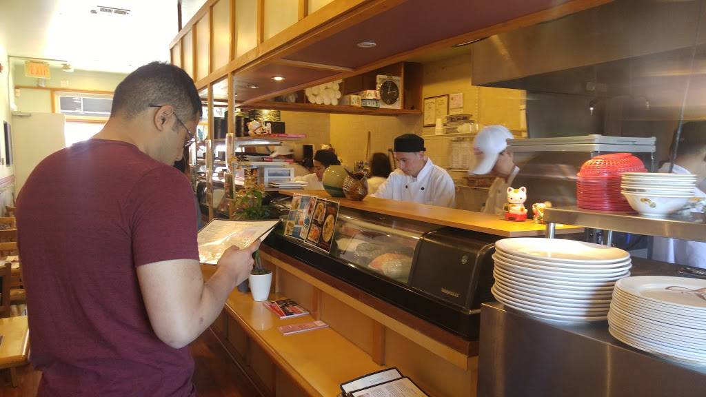 Yoyogi Sushi | restaurant | 317 Main St, Gaithersburg, MD 20878, USA | 3019630001 OR +1 301-963-0001