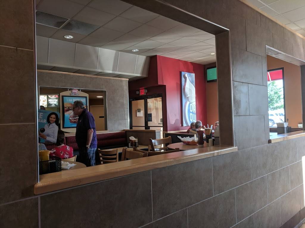 Dairy Queen Grill & Chill | restaurant | 416 N Main St, Middlebury, IN 46540, USA | 5748255222 OR +1 574-825-5222