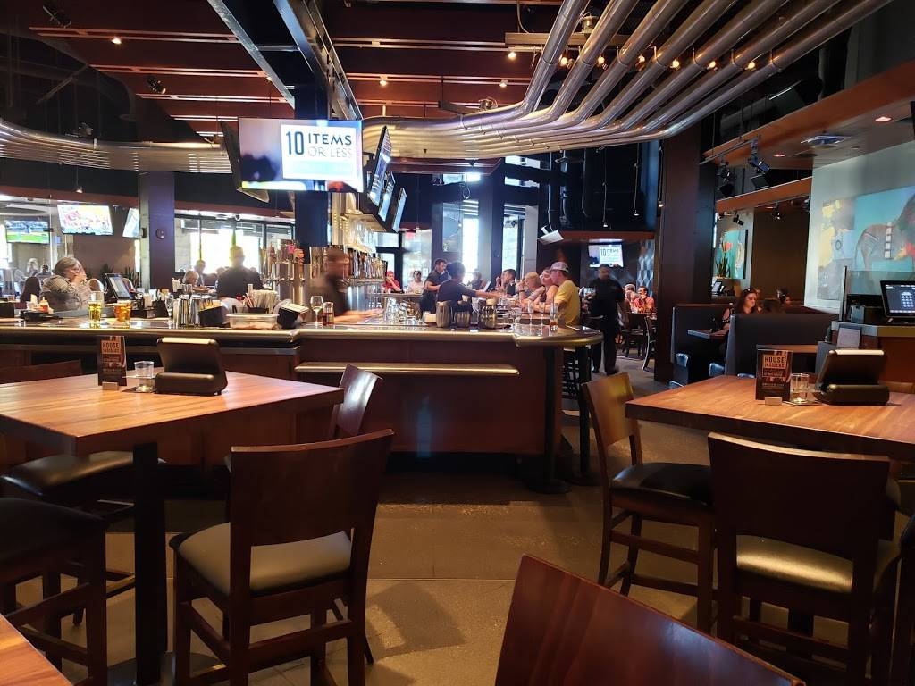 Yard House | restaurant | 11011 W Charleston Blvd, Las Vegas, NV 89135, USA | 7023639273 OR +1 702-363-9273