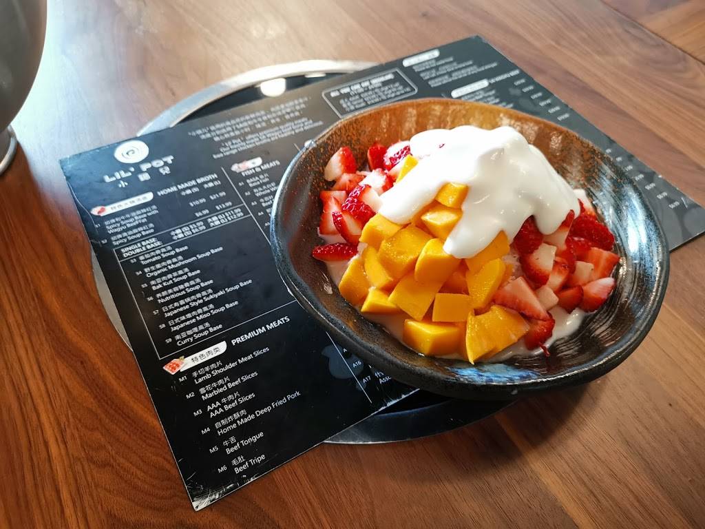 小锅兒 Lil Pot | restaurant | G1 - 220 King St N N2J 3Y7, Waterloo, ON N2J 2Y7, Canada | 5199548666 OR +1 519-954-8666