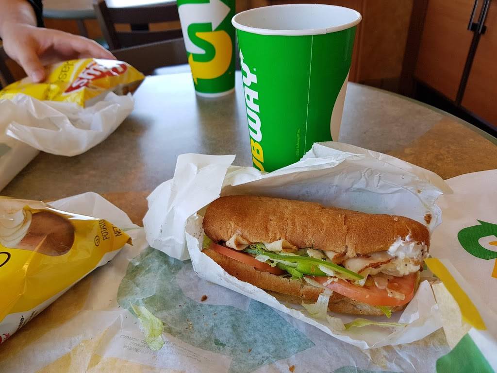 Subway Restaurants | restaurant | 1017 Columbus Pkwy, Opelika, AL 36801, USA | 3347493528 OR +1 334-749-3528