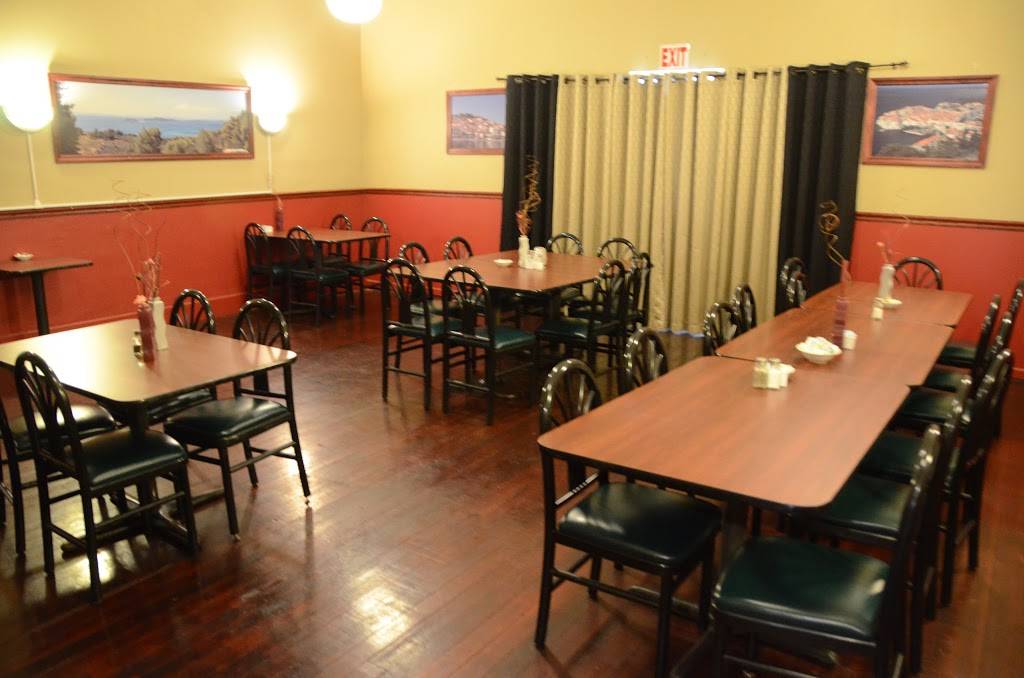 Welcome Inn | restaurant | 102 N Main St, Elizabeth, IL 61028, USA | 8158582254 OR +1 815-858-2254