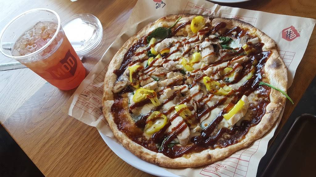 MOD Pizza | restaurant | 9250 76th St a, Pleasant Prairie, WI 53158, USA | 2624844060 OR +1 262-484-4060