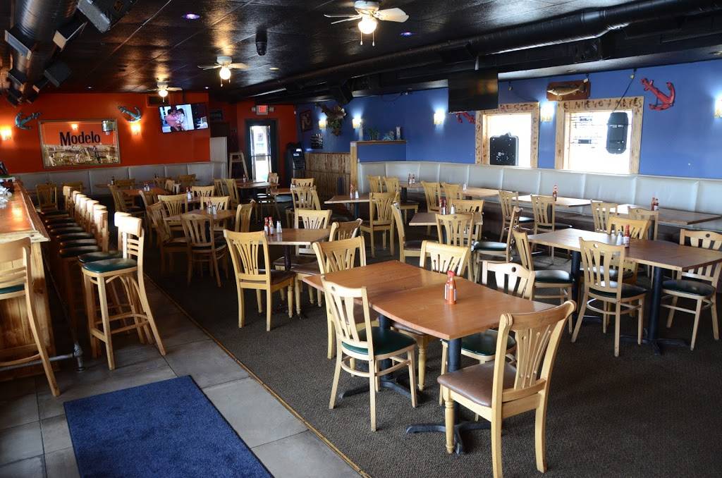 El Nuevo 7 Mares | restaurant | 600 Concord St N, South St Paul, MN 55075, USA | 6512224992 OR +1 651-222-4992