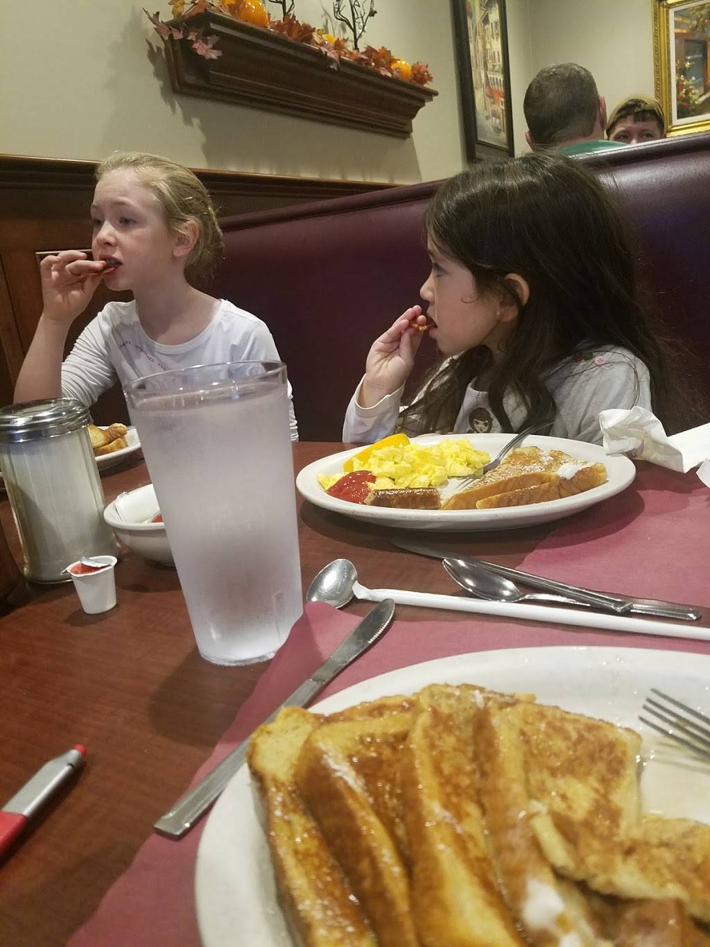 Omelette Factory | restaurant | 24 Schoosett St, Pembroke, MA 02359, USA | 7818264811 OR +1 781-826-4811