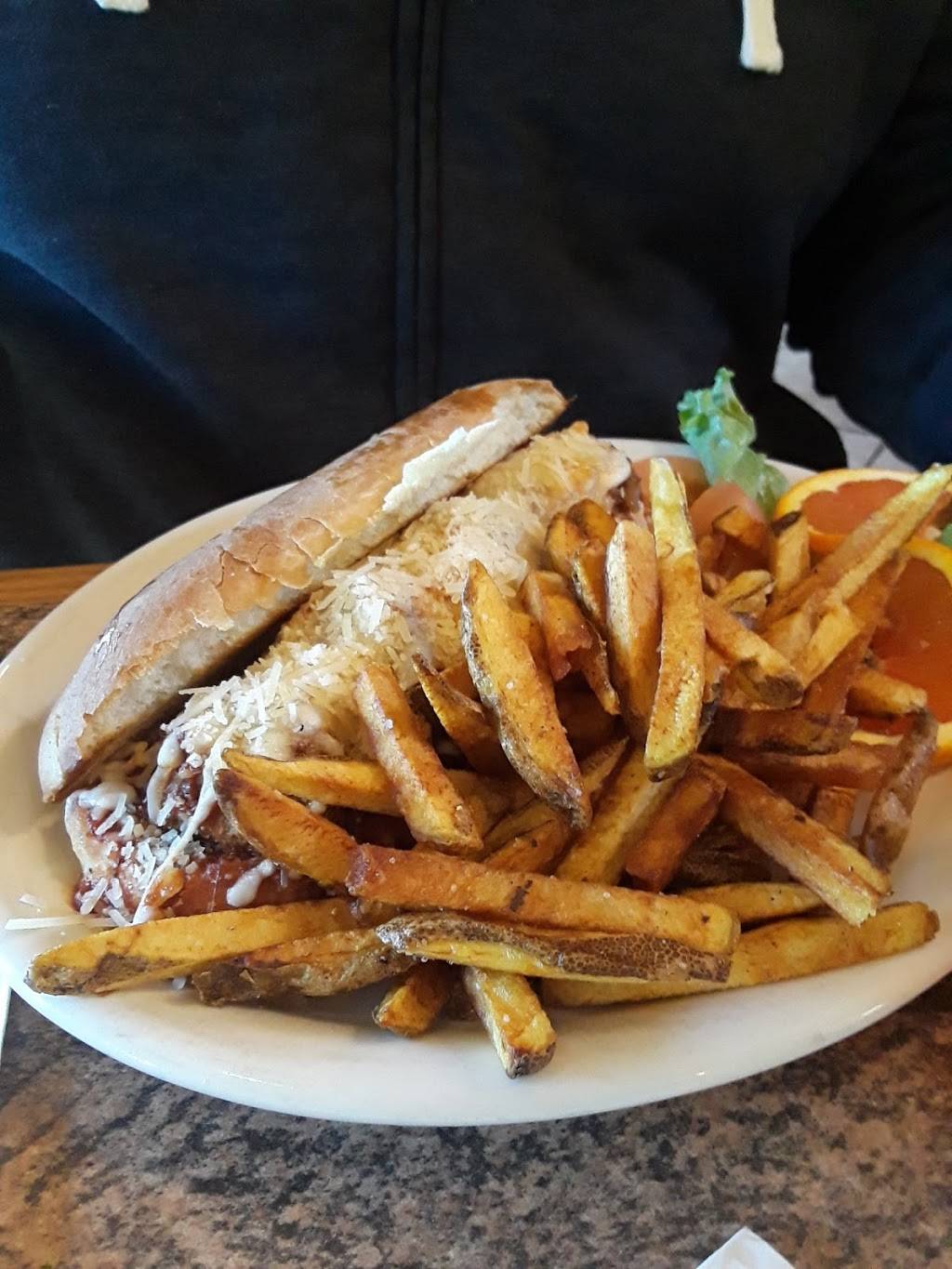 The Family Corner | restaurant | 448 W Sierra Ave, Portola, CA 96122, USA | 5308329780 OR +1 530-832-9780