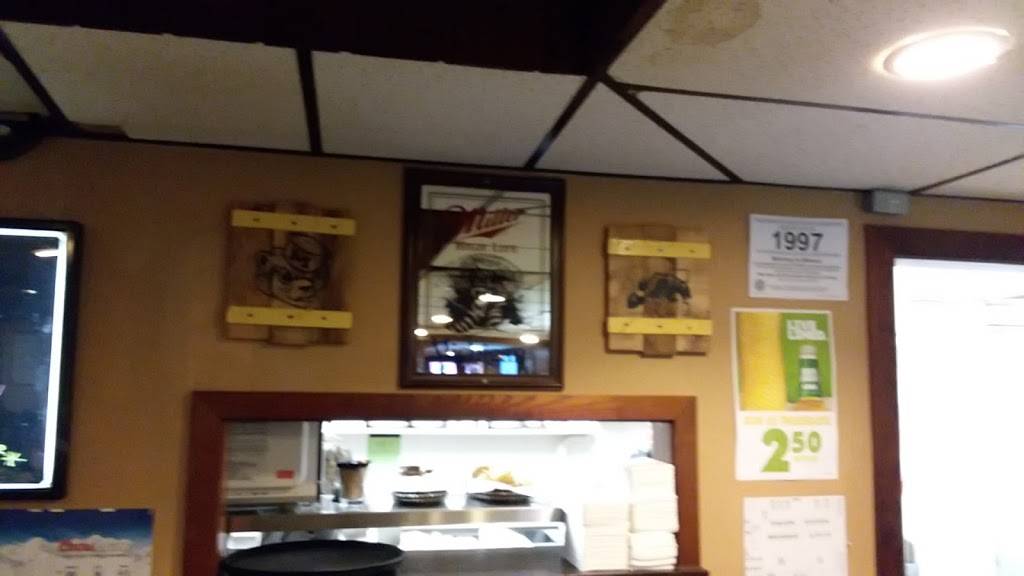 McCartys North 40 Sports Bar and Grille | restaurant | 46065 M-40, Paw Paw, MI 49079, USA | 2696550777 OR +1 269-655-0777