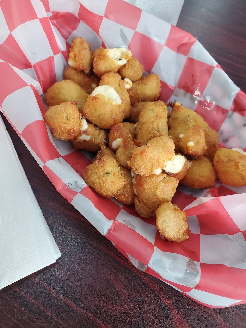 Shelly Newton | restaurant | 109 Center Ave S, Mitchellville, IA 50169, USA | 5159679090 OR +1 515-967-9090