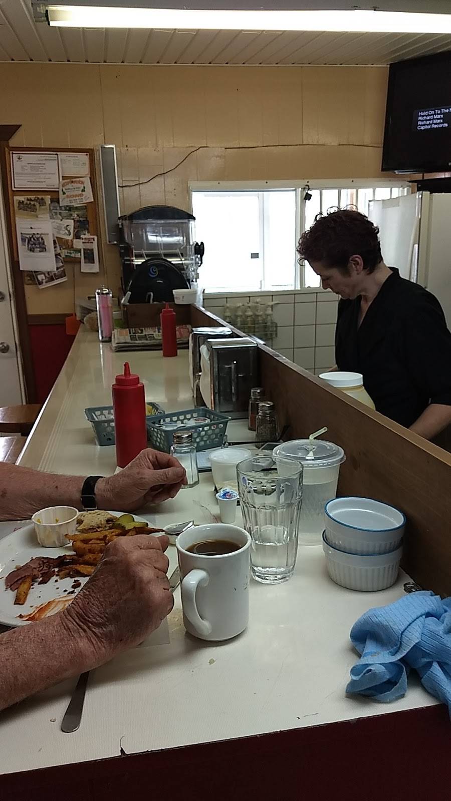 Restaurant La petite Venise | restaurant | 41 Rue de la Fabrique, Saint-Rémi-de-Tingwick, QC J0A 1K0, Canada | 8197407172 OR +1 819-740-7172