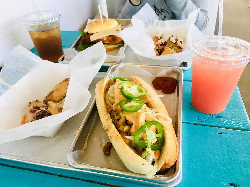 Better Byrd | restaurant | 4728 4447 4th Street North #1, St. Petersburg, FL 33703, USA | 7273252973 OR +1 727-325-2973