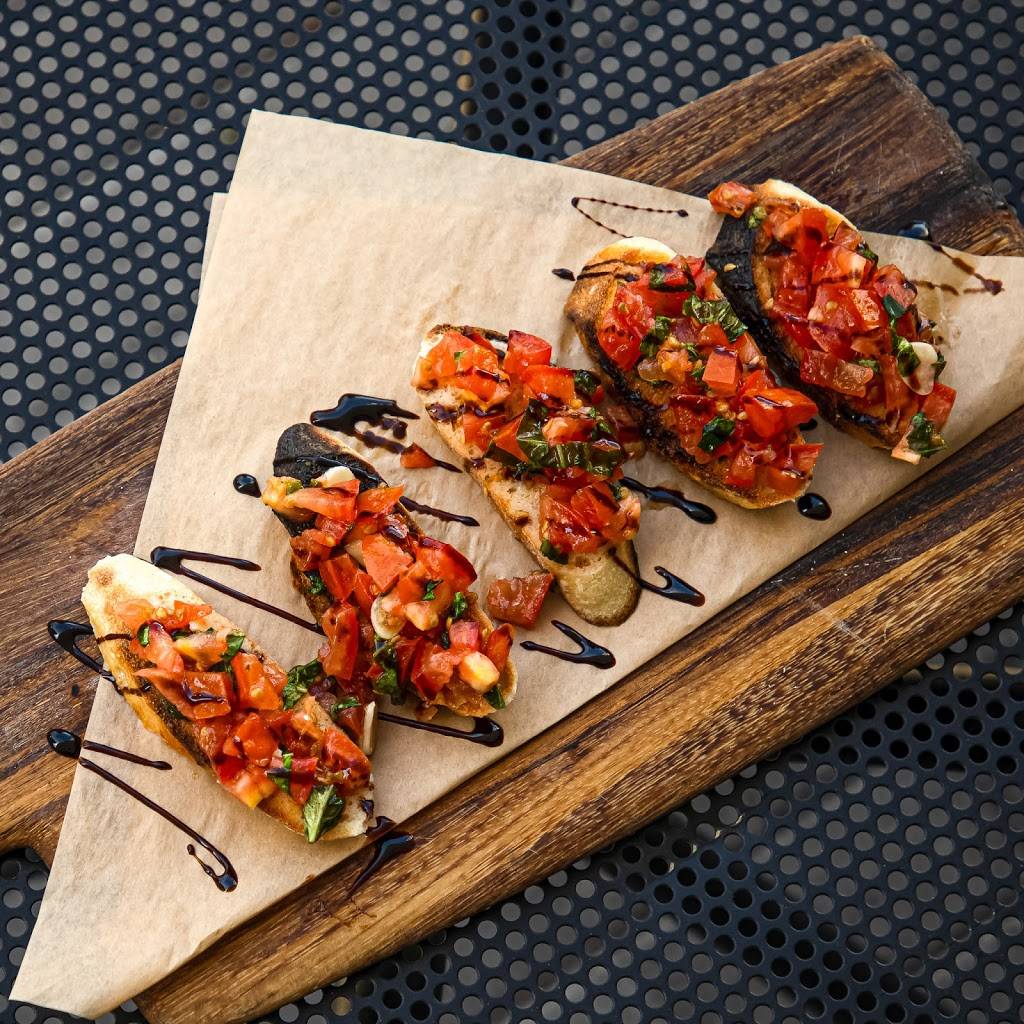 Bello Bar & Kitchen | restaurant | 903 N Franklin St, Tampa, FL 33602, USA | 8135422867 OR +1 813-542-2867