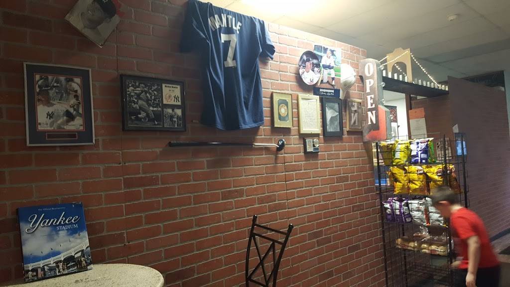 Little Guys Pizza | restaurant | 278 Central Ave, Silver Creek, NY 14136, USA | 7169513073 OR +1 716-951-3073