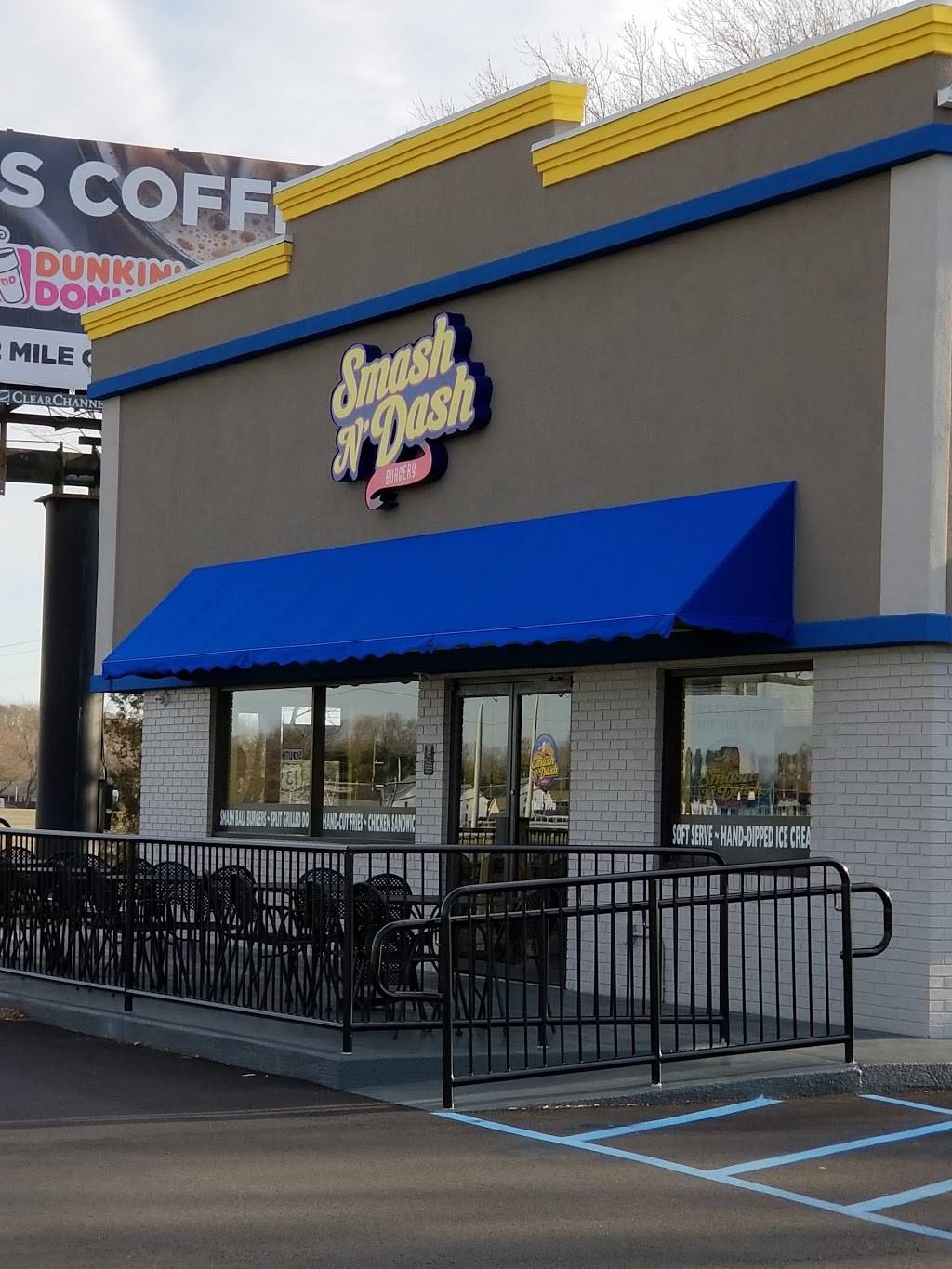 Smash N Dash Burgery | restaurant | 30428 Sussex Hwy, Laurel, DE 19956, USA | 3027155710 OR +1 302-715-5710