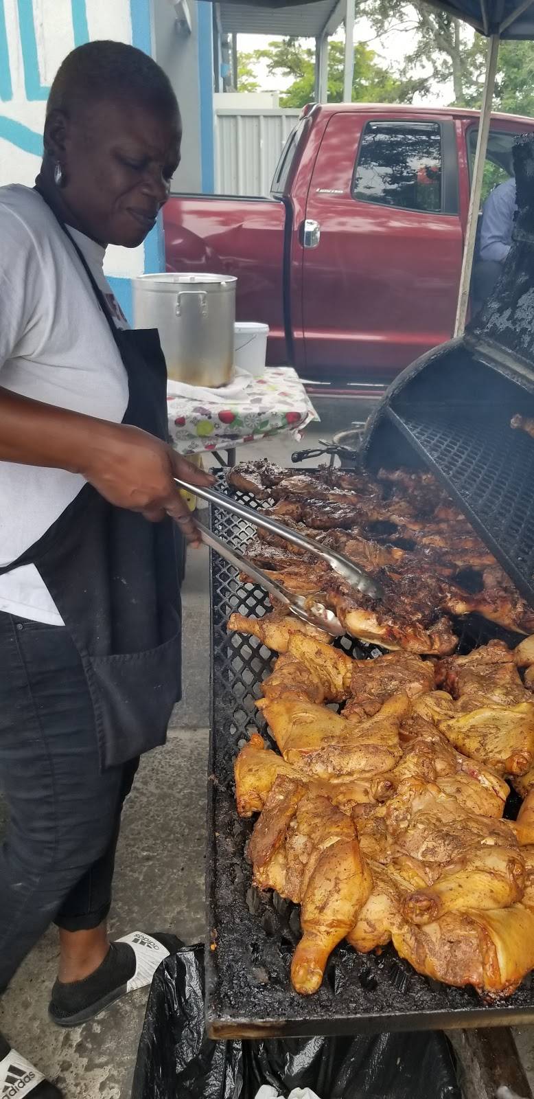 Da Grill | restaurant | 6760 Lantana Rd, Lake Worth, FL 33467, USA | 5619099393 OR +1 561-909-9393