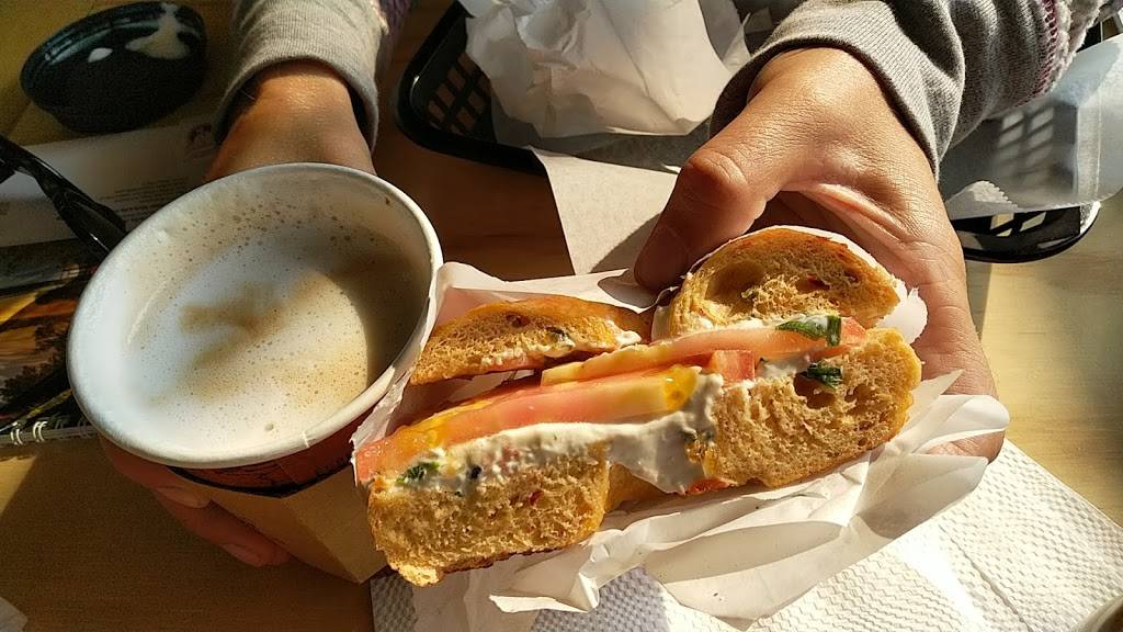 Blazin Bagelz | meal takeaway | 890 Renz Ln Suite 100, Gilroy, CA 95020, USA | 4088466777 OR +1 408-846-6777