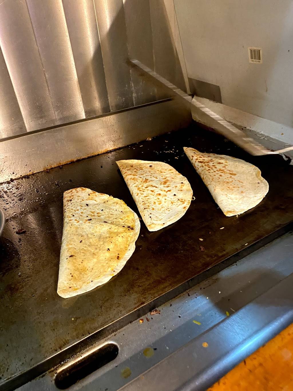 Liam Restaurant | restaurant | 5584 Versailles Rd, Lexington, KY 40510, USA | 5166424581 OR +1 516-642-4581