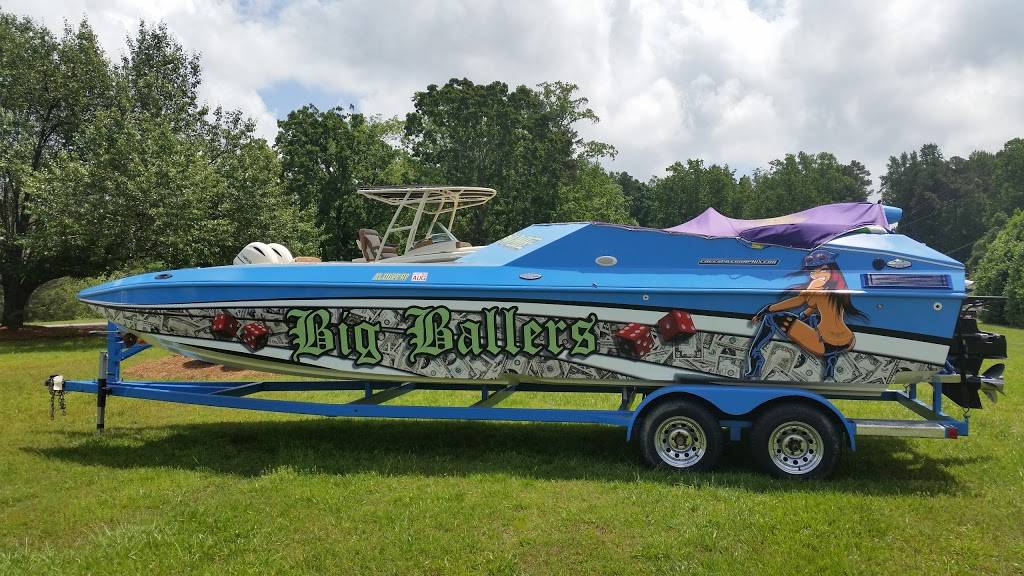 Twisted Oar | restaurant | 6900 Lanier Islands Pkwy, Buford, GA 30518, USA | 6787147572 OR +1 678-714-7572