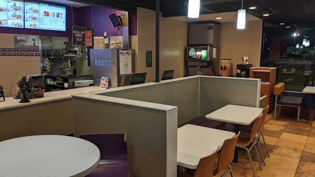 Taco Bell | meal takeaway | 7715 150th St W, Apple Valley, MN 55124, USA | 9529534553 OR +1 952-953-4553