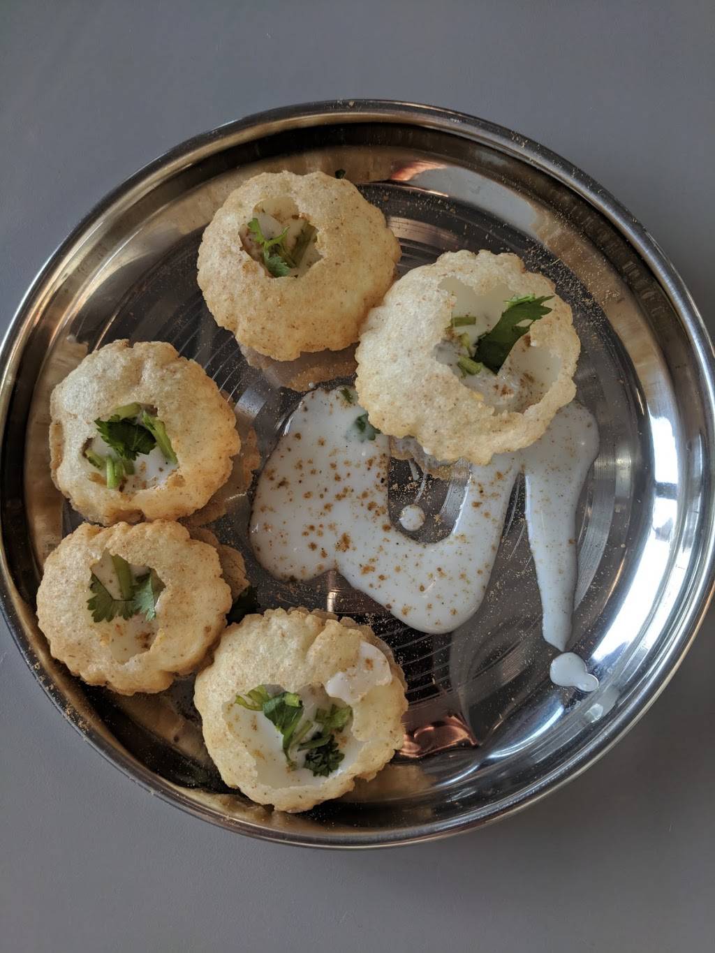 Badmaash | restaurant | 418 N Fairfax Ave, Los Angeles, CA 90036, USA | 2132815185 OR +1 213-281-5185