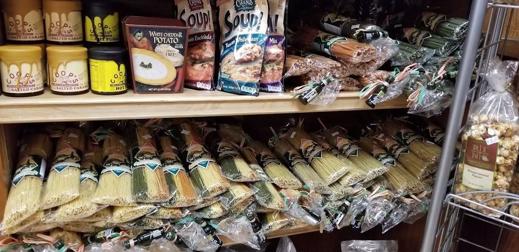 Granzellas Bakery | restaurant | 451 6th St, Williams, CA 95987, USA | 5304732561 OR +1 530-473-2561