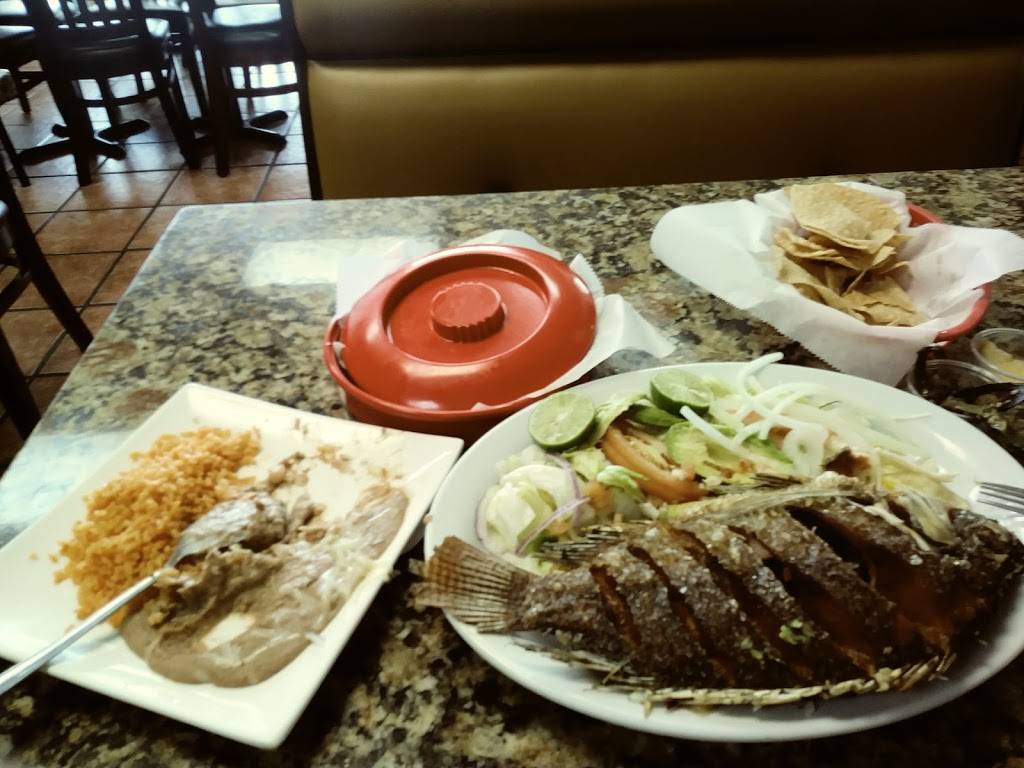 Taqueria La Estrella | restaurant | 1361 E Yosemite Ave, Manteca, CA 95336, USA | 2098238481 OR +1 209-823-8481