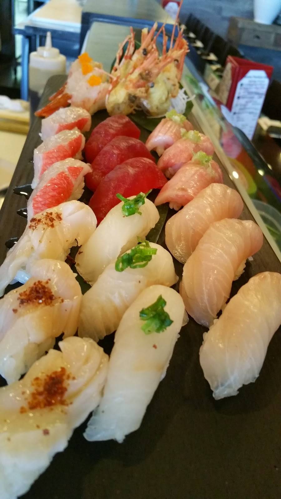 Sushi Loca Downtown Summerlin | restaurant | Downtown Summerlin, 10965 Lavender Hill Dr, Las Vegas, NV 89135, USA | 7024325622 OR +1 702-432-5622