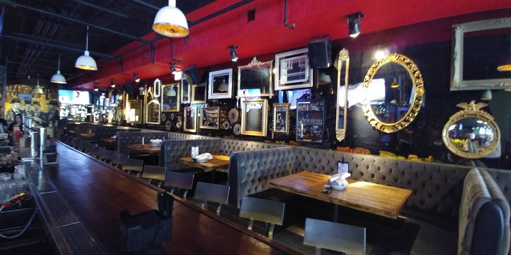 Whiskey Thief Tavern | restaurant | 616 Davis St, Evanston, IL 60201, USA | 8478592342 OR +1 847-859-2342