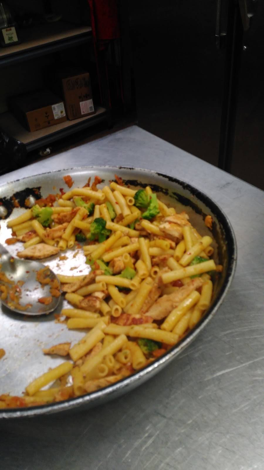 Brothers Pizza | restaurant | 4 S 6th St, McSherrystown, PA 17344, USA | 7176308945 OR +1 717-630-8945