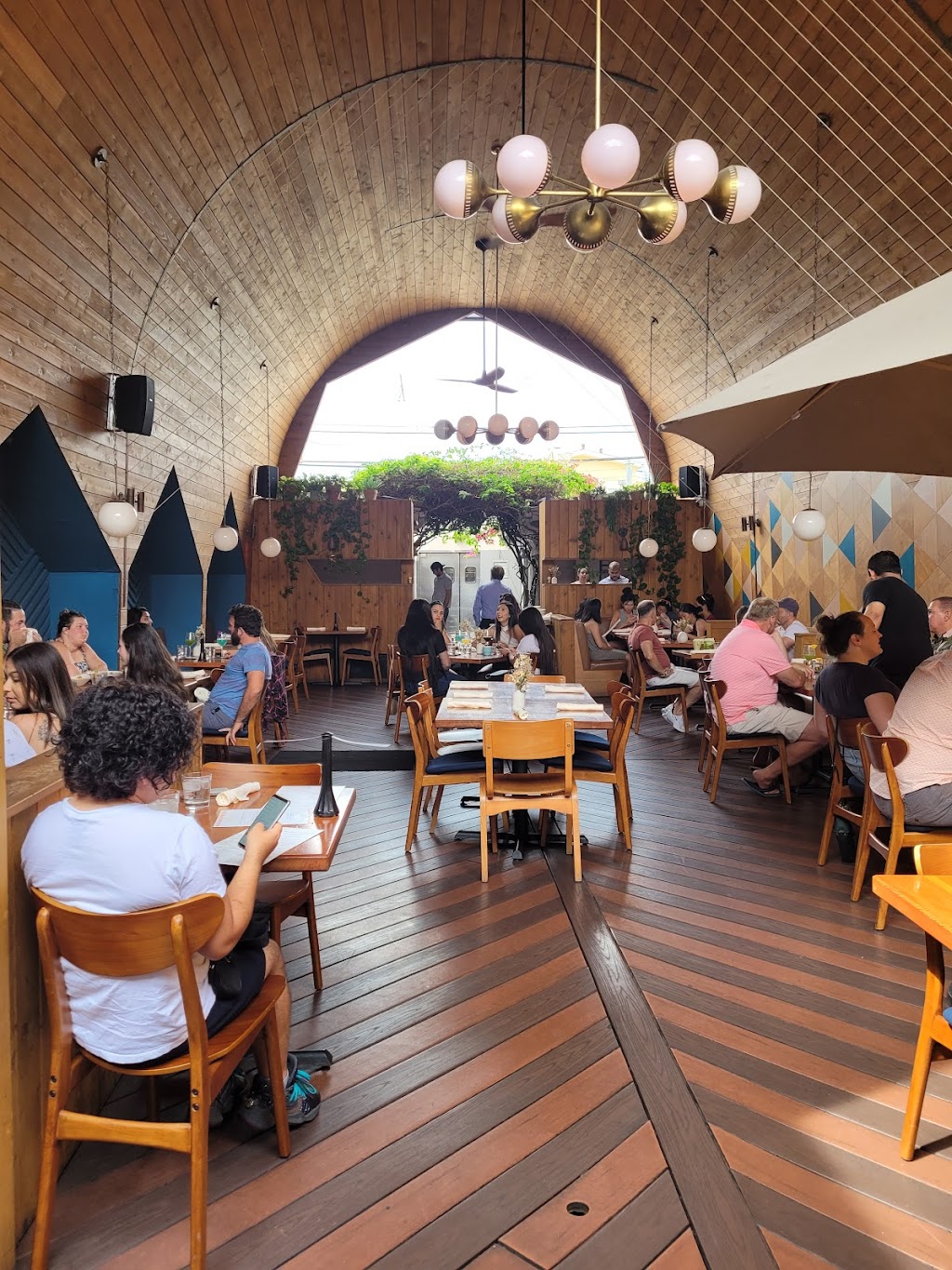 Madison | restaurant | 4622 Park Blvd, San Diego, CA 92116, USA | 6192696566 OR +1 619-269-6566