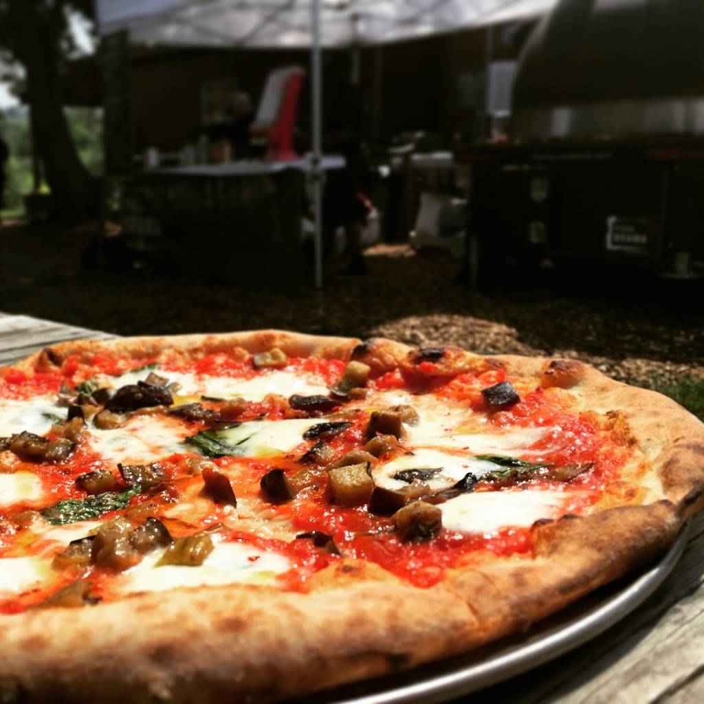 Rocklands Farm | restaurant | 15425 Montevideo Rd, Poolesville, MD 20837, USA | 3018258075 OR +1 301-825-8075