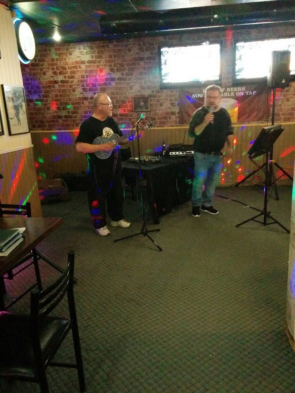 Prime Time Sports Bar & Grill | restaurant | 216 Kenilworth Ave N, Hamilton, ON L8H 4S2, Canada | 9055446488 OR +1 905-544-6488